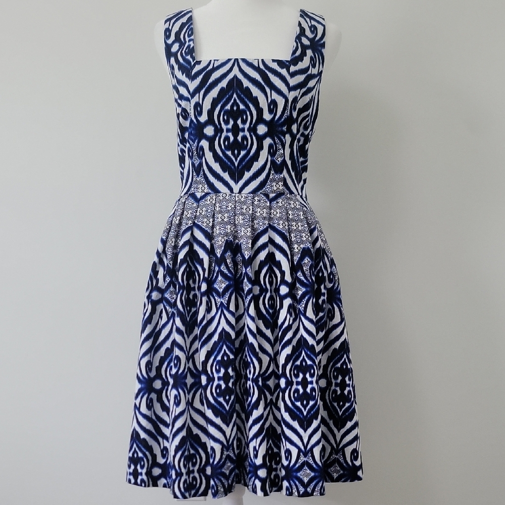 Eva Mendes for New York & Company Blue and White Sleeveless Midi Dress Size 6